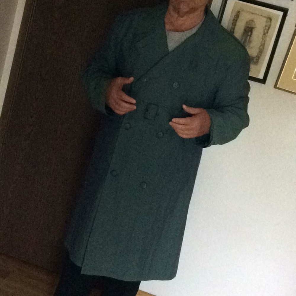 Men’s rain trench coat